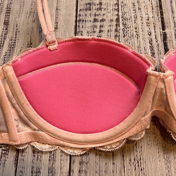 PINK Victoria’s Secret Light Pink Lace Multi-Way Demi Bra. Size 32C. - Picture 8 of 8
